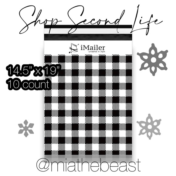 📦 2/$25 - 10 Lg Christmas Buffalo plaid poly mailers + stickers - 14.5” x 19” - Picture 1 of 4